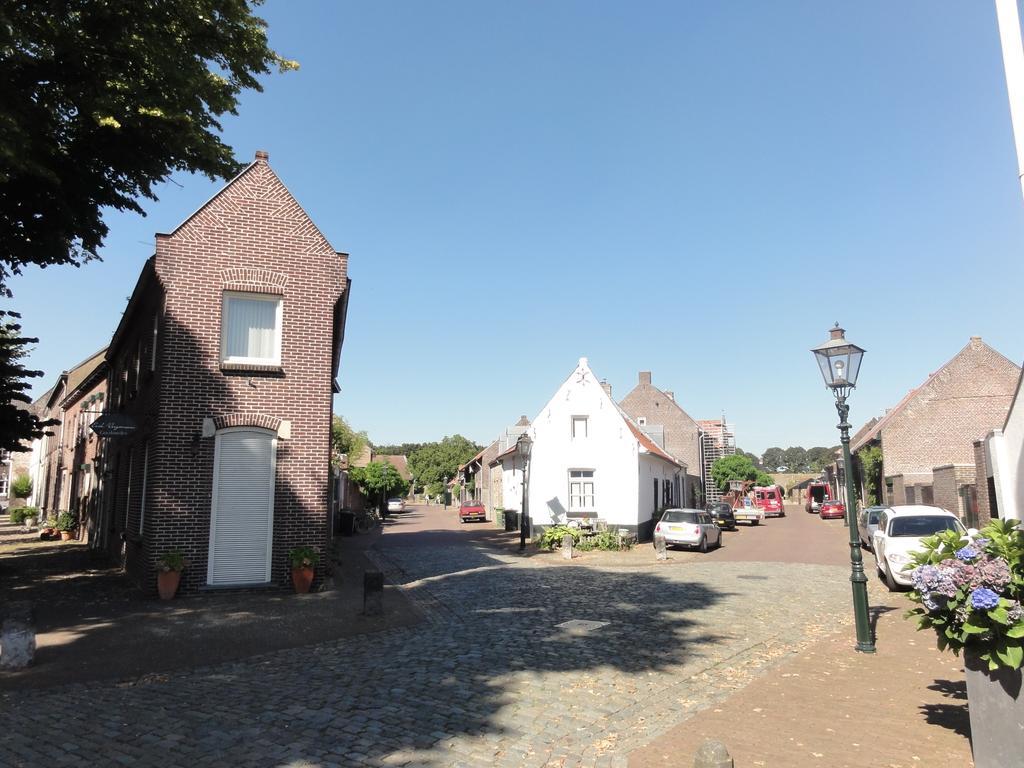 B&B Appartementen Engelenhof Stevensweert Екстер'єр фото
